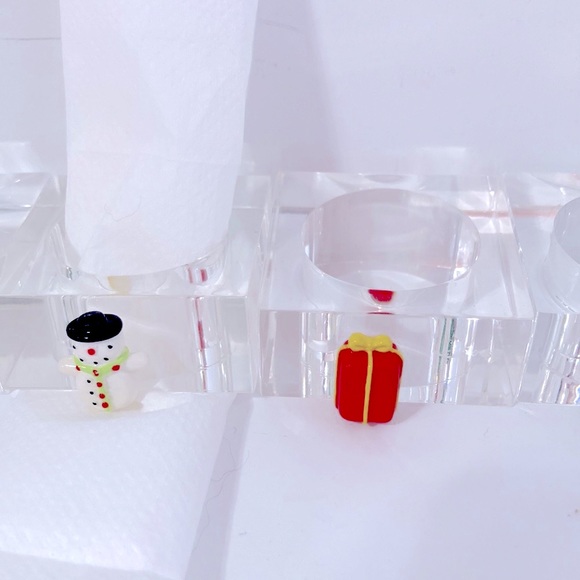 Christmas Holiday Festive Acrylic Square Napkin Rings 1.5" x 1.5" Set of 6 - Picture 6 of 9